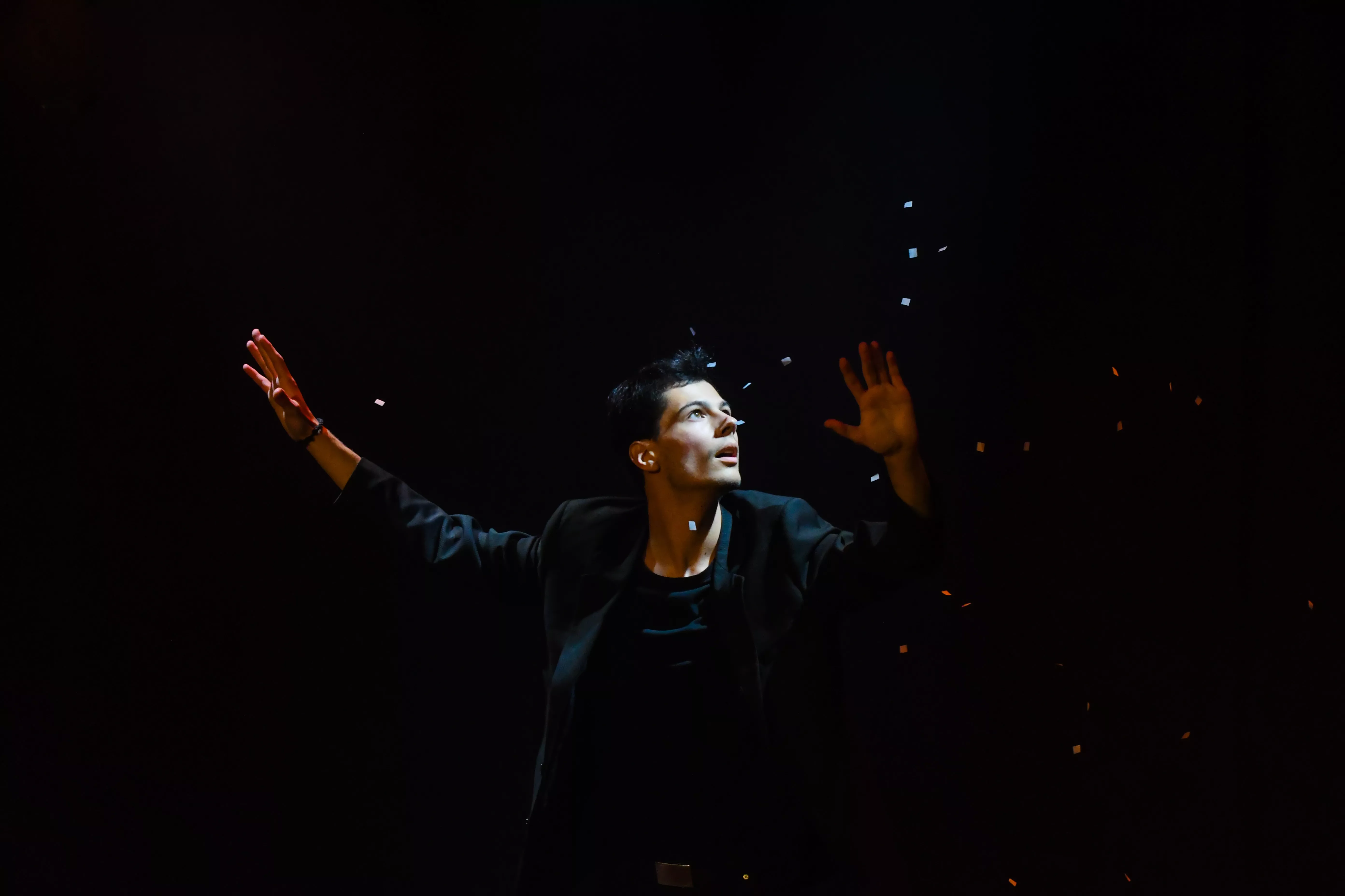 PORTRAITS DE MAGICIENS EN FORMATION - 1 - Antonin